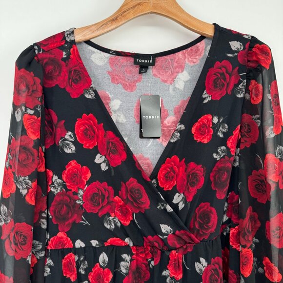 Torrid size 1X plus Black red  Floral Surplice Babydoll Top  Sheer Sleeves new - Picture 7 of 12